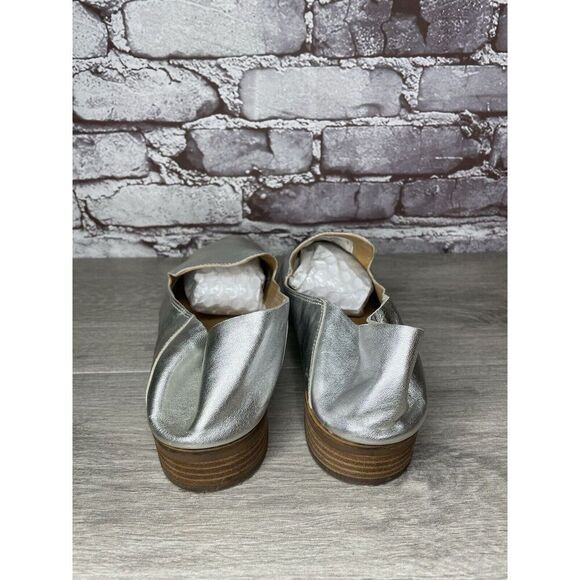 Lucky Brand Metallic Silver Leather Slip On Loafers Flats Shoes Women 11M US/43 - Picture 4 of 16